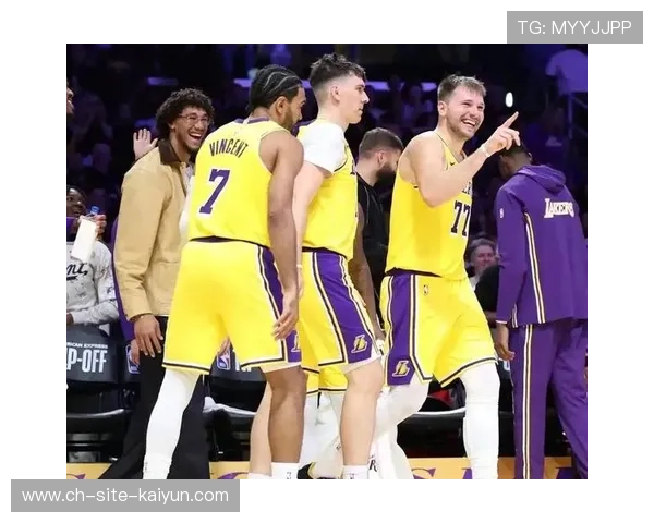 湖人马刺关键卡位战在即，西部第二之争白热化